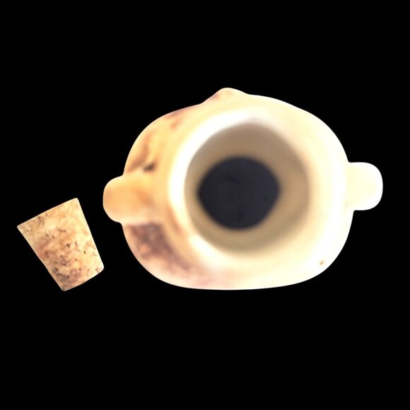 Miniature Amphora Vase With Woman Figure Lifting Skirt to Show Behind Anasyrma - Picture 13 of 13